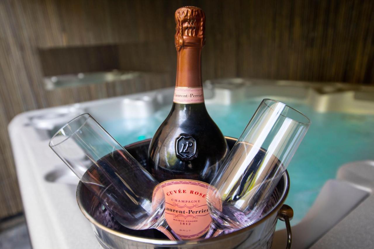The Bells - Luxury Serviced Apartments Leeds  Zewnętrze zdjęcie