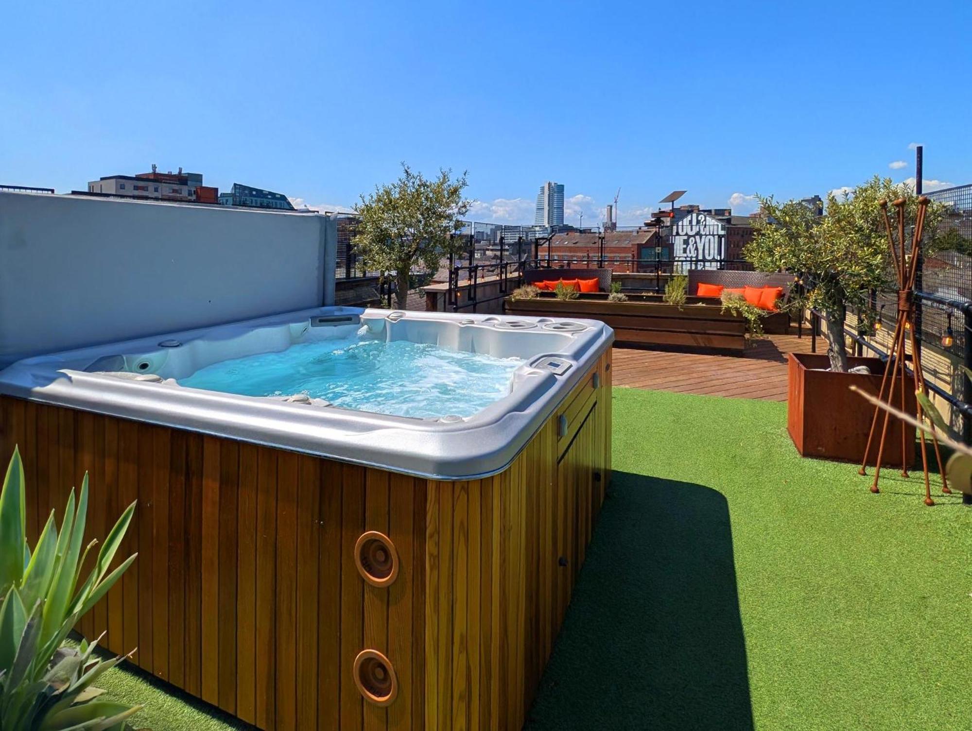 The Bells - Luxury Serviced Apartments Leeds  Zewnętrze zdjęcie